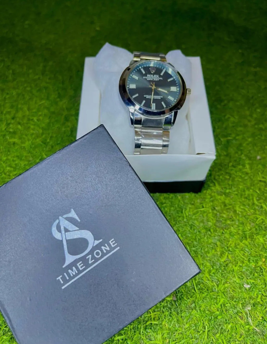 Stylish Men’s Splash Proof Quartz Movement Watch