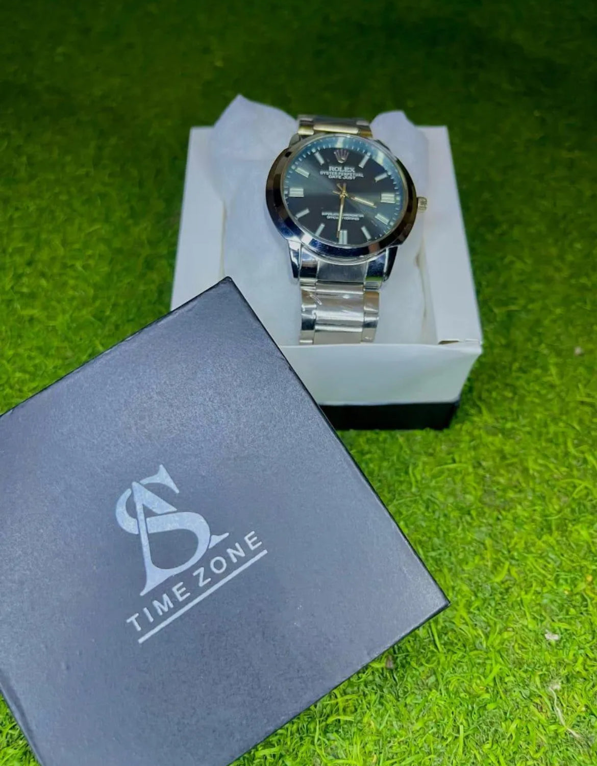 Stylish Men’s Splash Proof Quartz Movement Watch